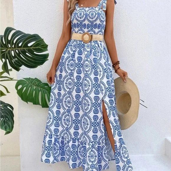 - New blue white split thigh maxi dress - Picture 3 of 7